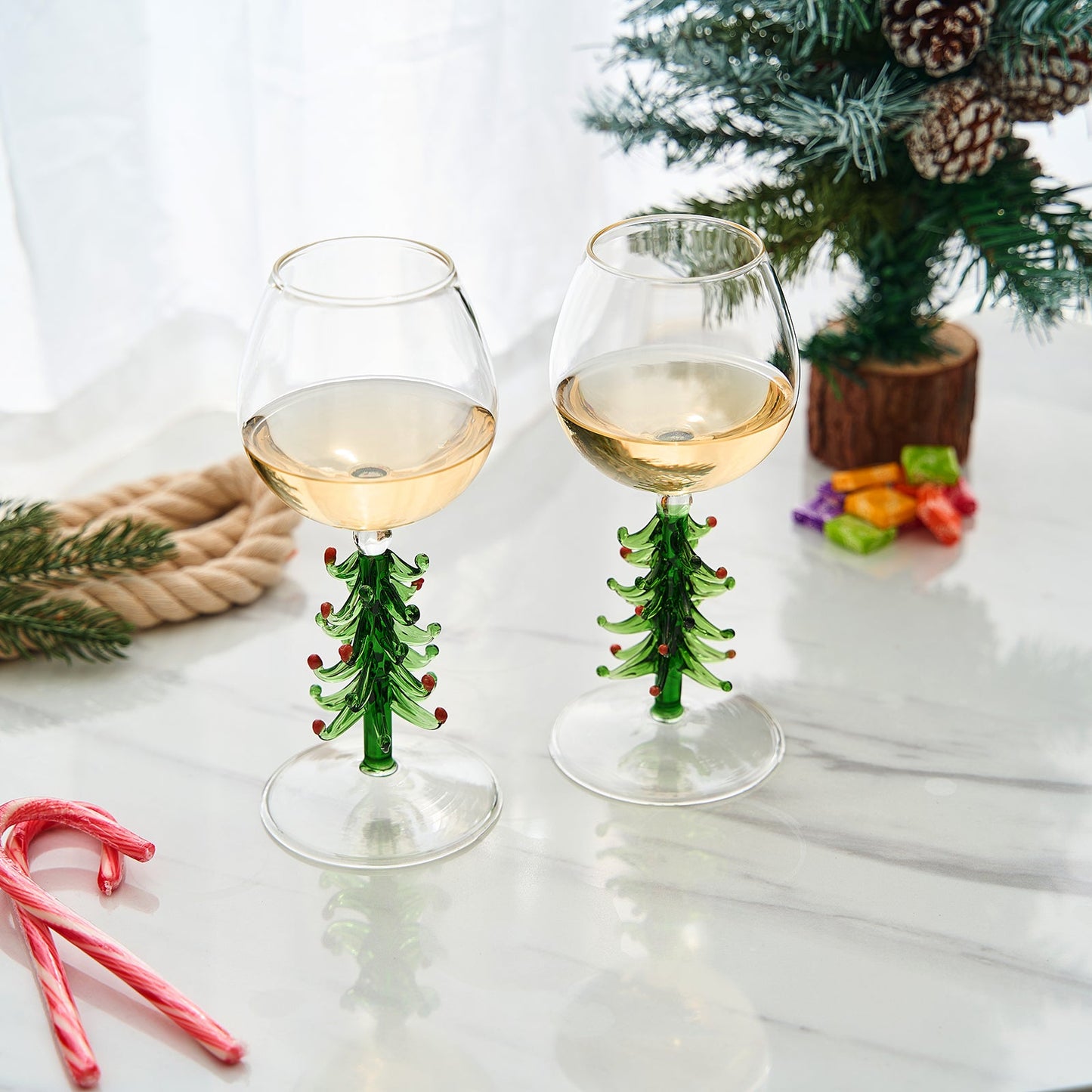 Crystal Green Christmas Tree Wine Glasses - Set of 2, 10oz Goblets for Holiday Parties and New Year's